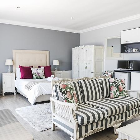 Namaste Spacious Studio Apartment Langebaan Exterior photo